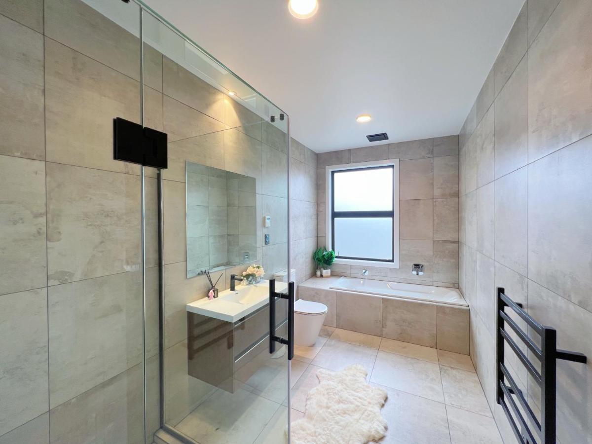 הוילה אוקלנד Elegant Beach House In Long Bay מראה חיצוני תמונה