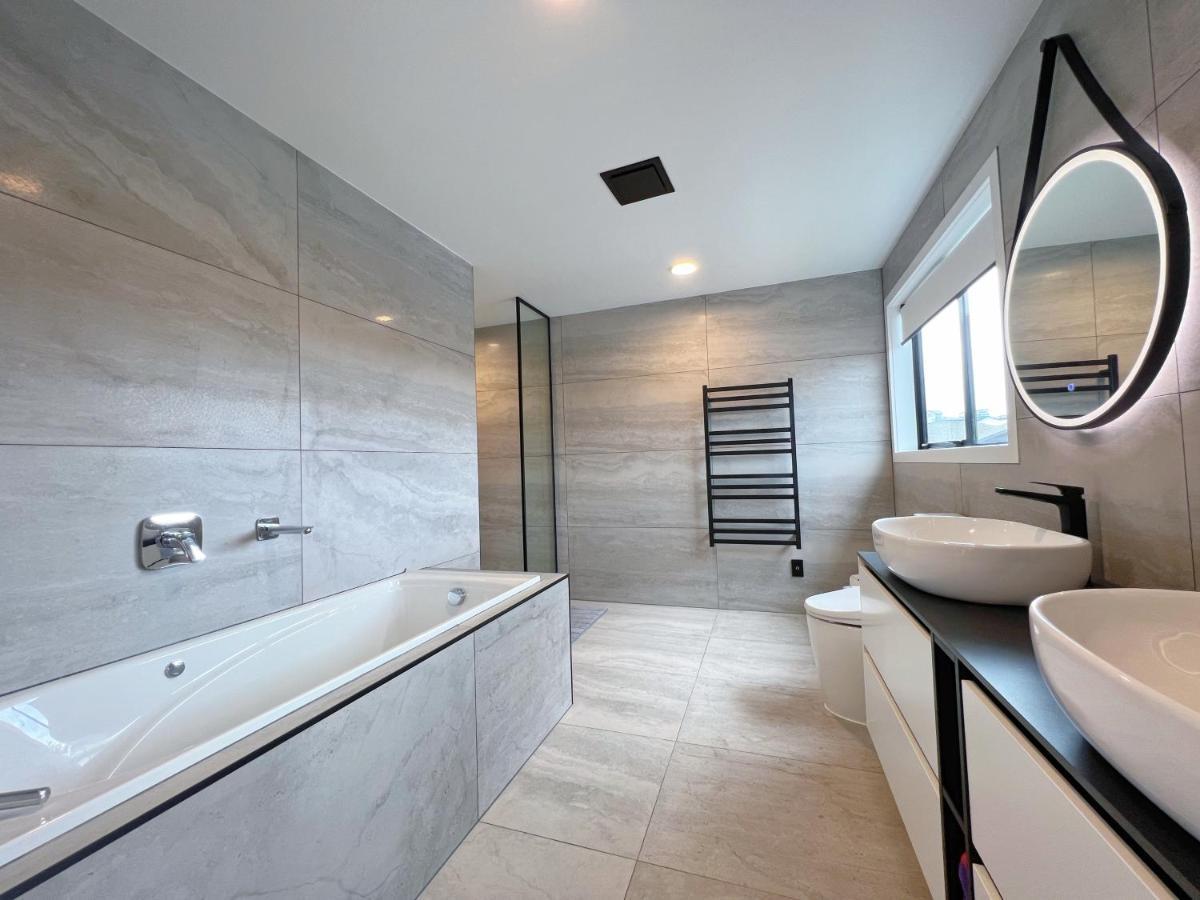 הוילה אוקלנד Elegant Beach House In Long Bay מראה חיצוני תמונה